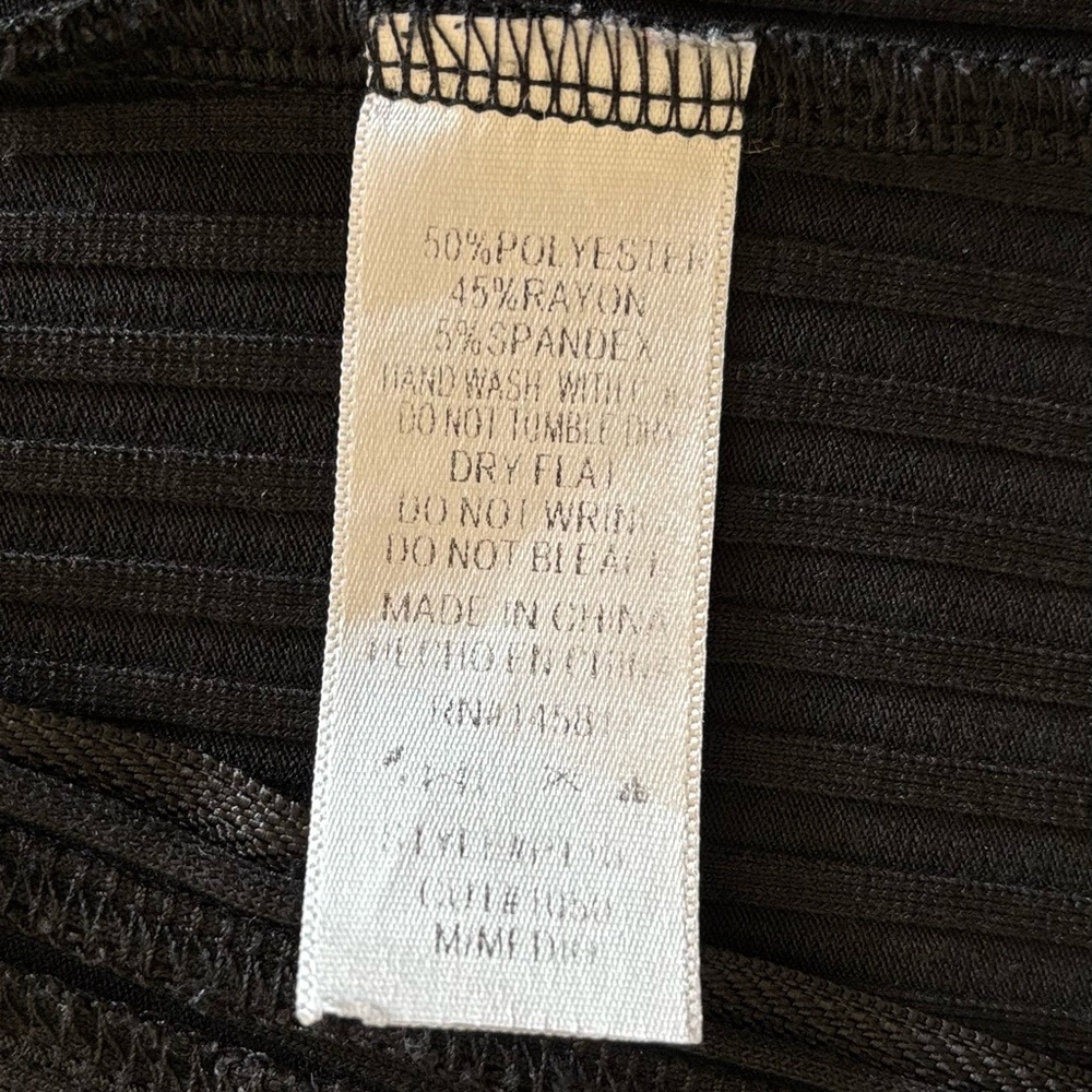 FASHION NOVA Black Cable Knit Zip Sweater - Picture 5 of 6